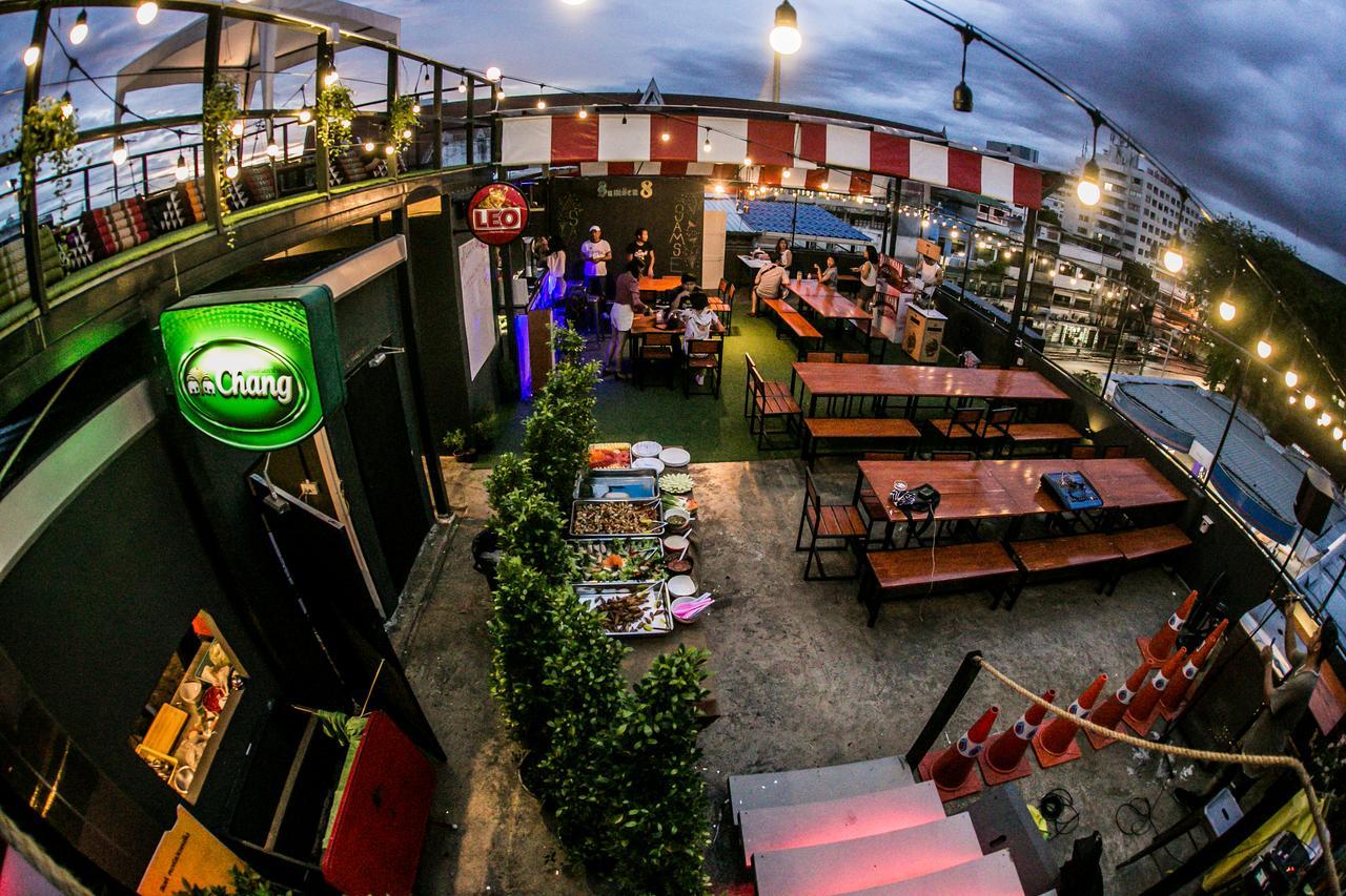 Samsen 8 Hostel Bangkok Exterior foto